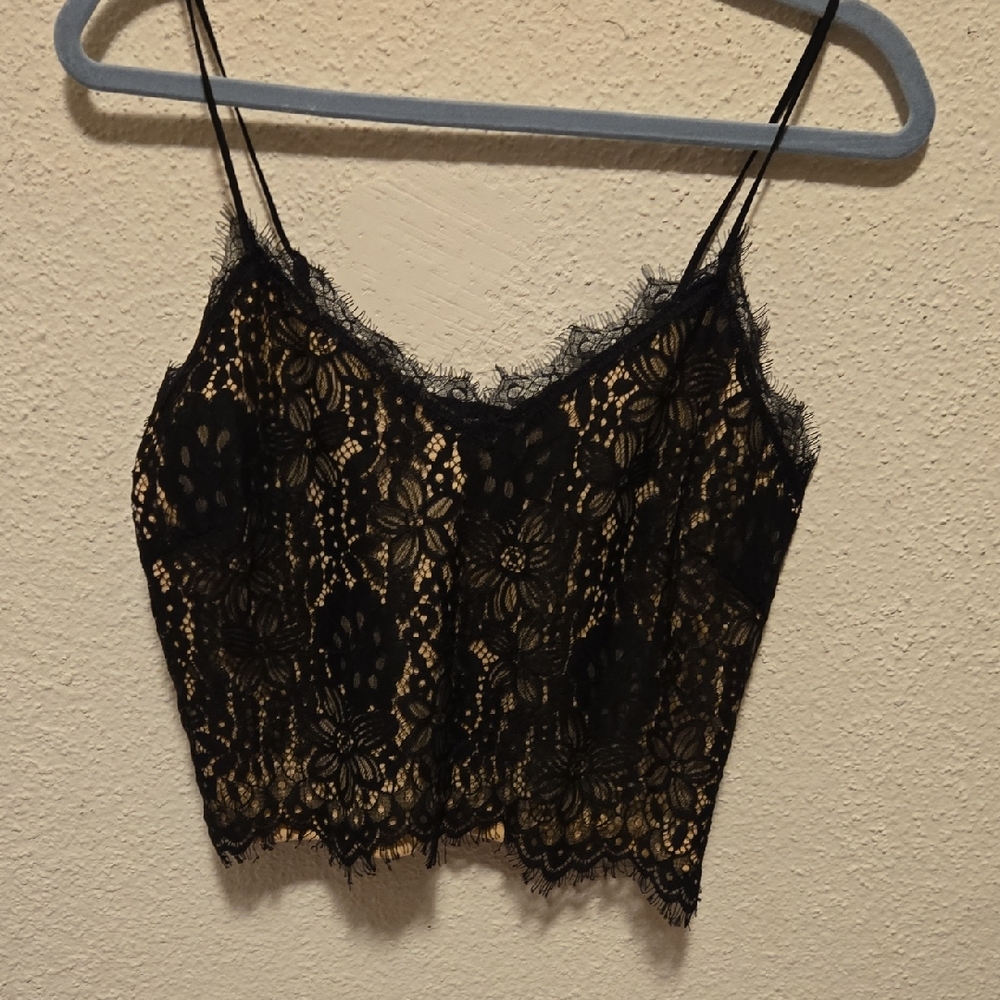 B18 Buckle BKE Essentials Black Floral Lace Camisole Sz Lg NWT